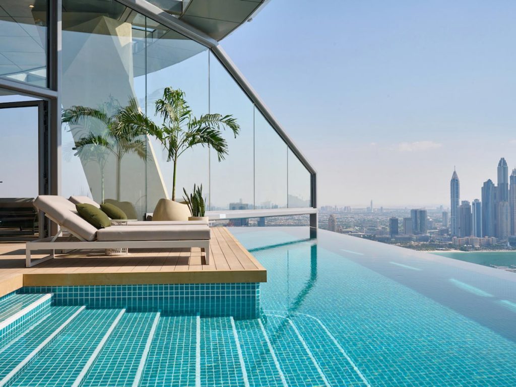 أفضل 3 فنادق دبي مع مسبح خاص رخيص